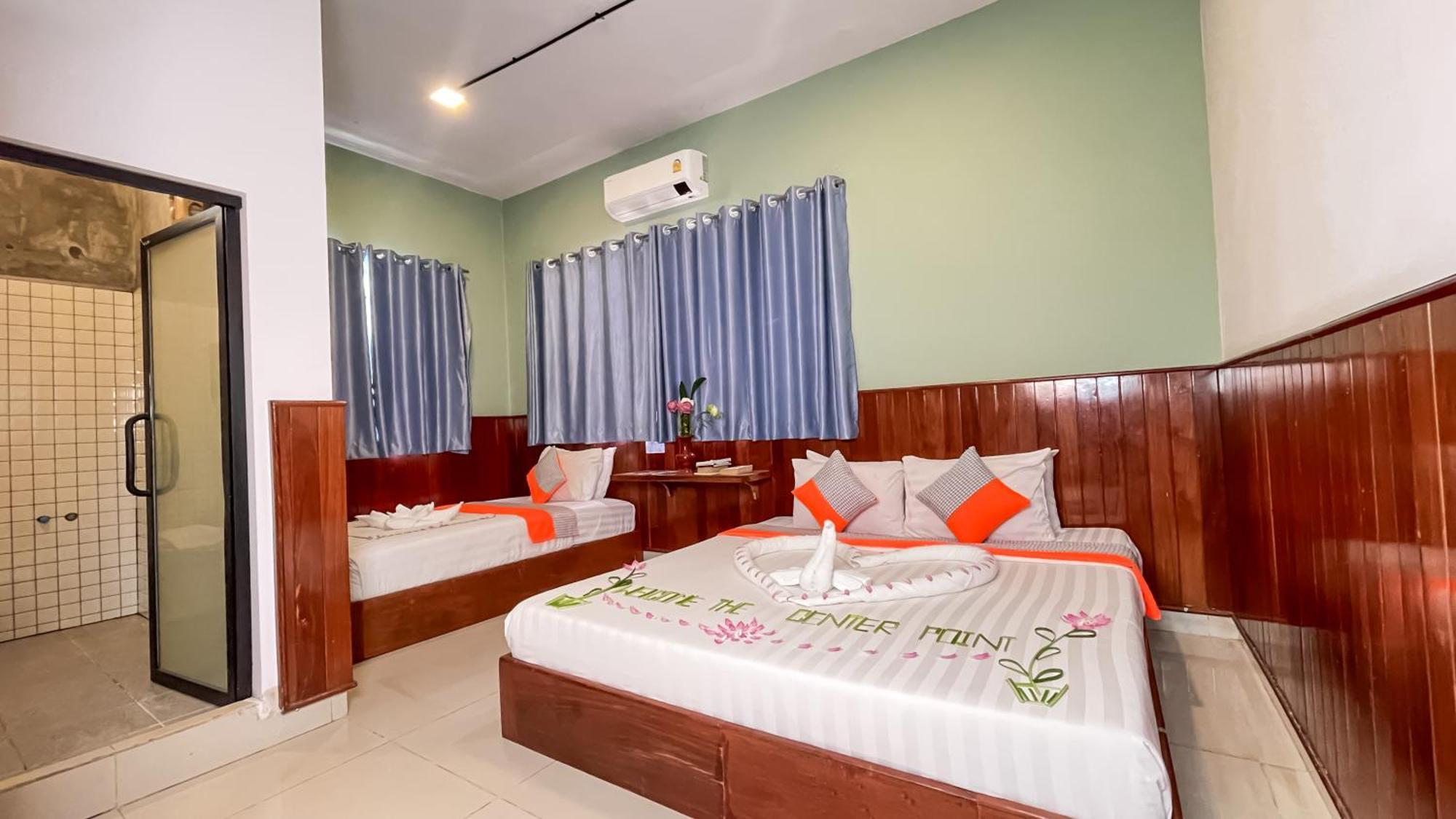 The Center Point Hotel Siem Reap Buitenkant foto