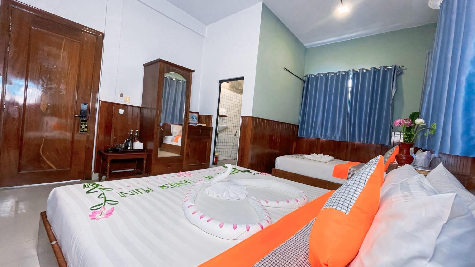 The Center Point Hotel Siem Reap Buitenkant foto
