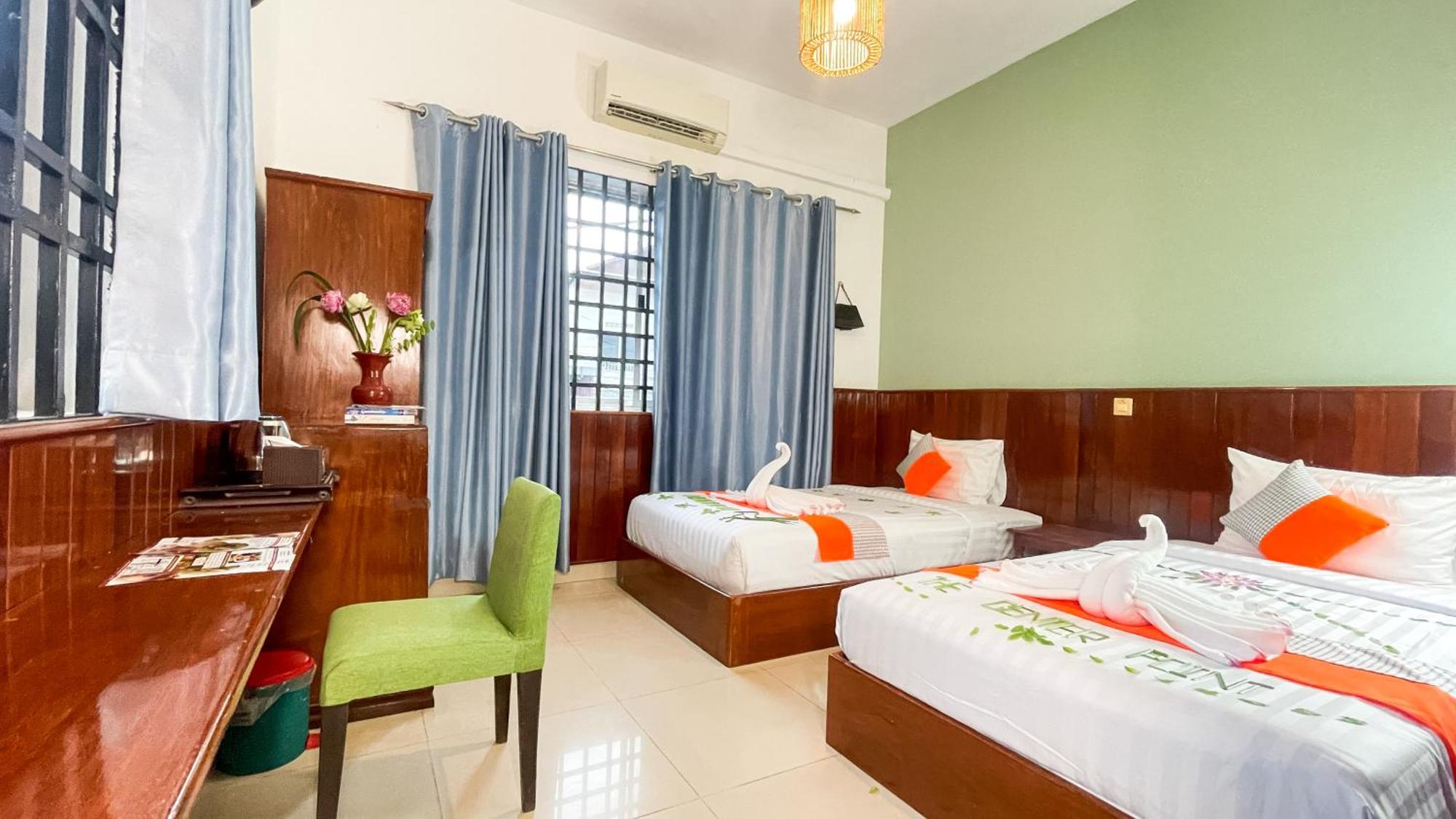 The Center Point Hotel Siem Reap Buitenkant foto