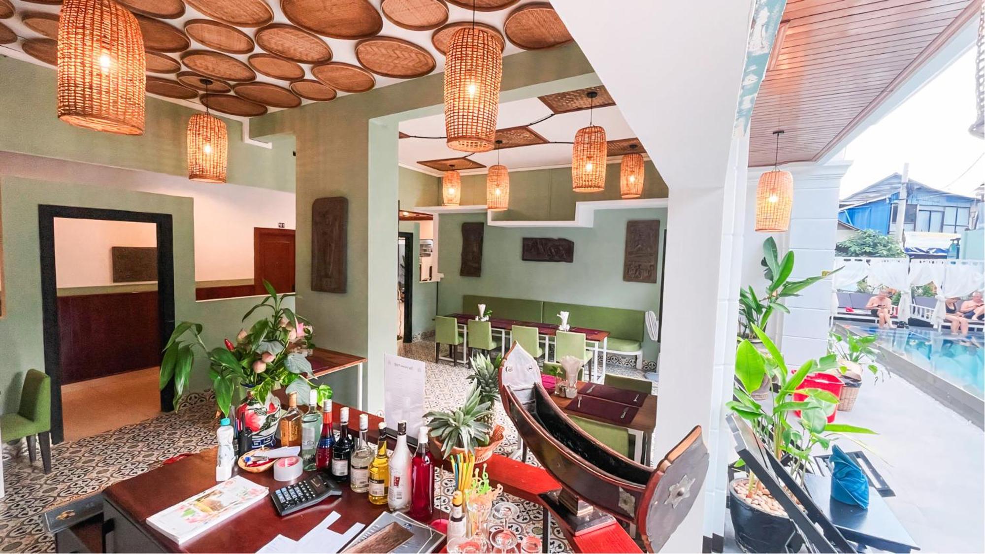 The Center Point Hotel Siem Reap Buitenkant foto