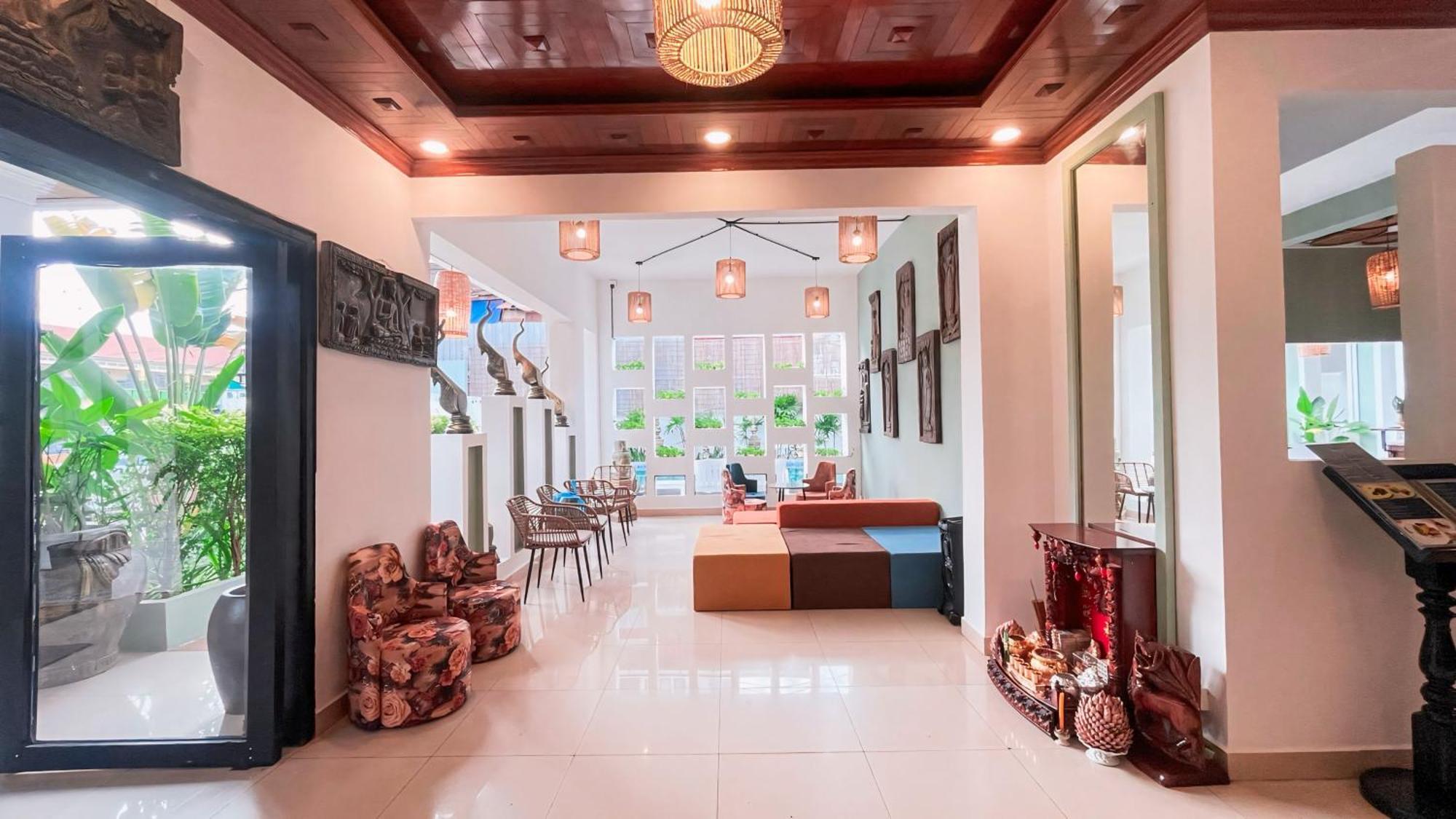 The Center Point Hotel Siem Reap Buitenkant foto